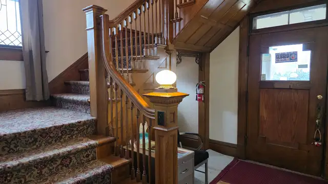 219 E Lawrence Ave thumbnail 3