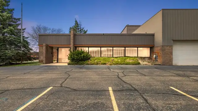 2715 Paldan Drive listing image