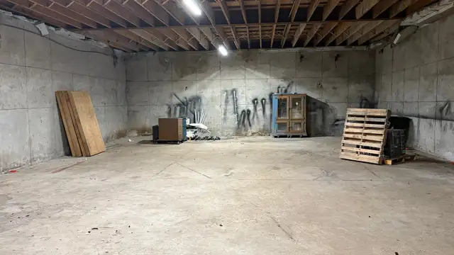 View image 21
