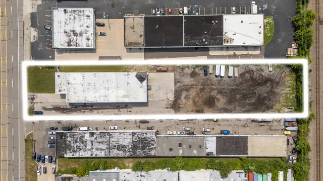 36401 Groesbeck Hwy thumbnail 3