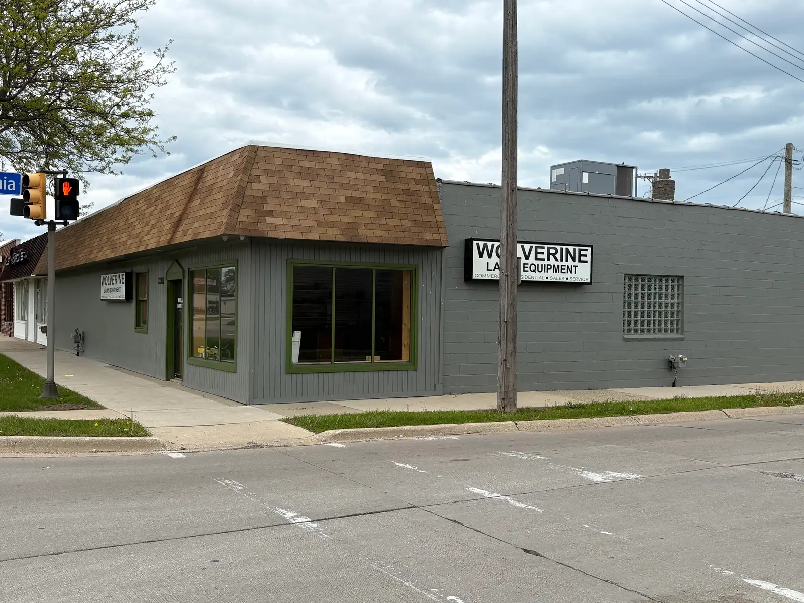 22300 Harper Ave image 2