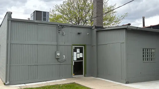 22300 Harper Ave thumbnail 3