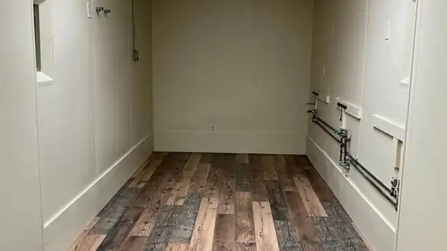 2710 W Court St thumbnail 4