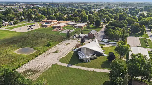 View image 18