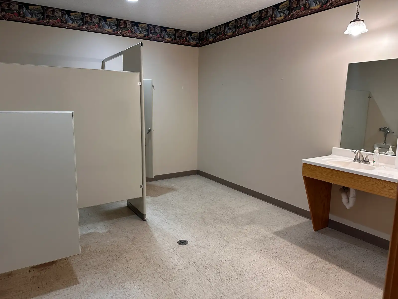 1499 Business Park Dr image 18