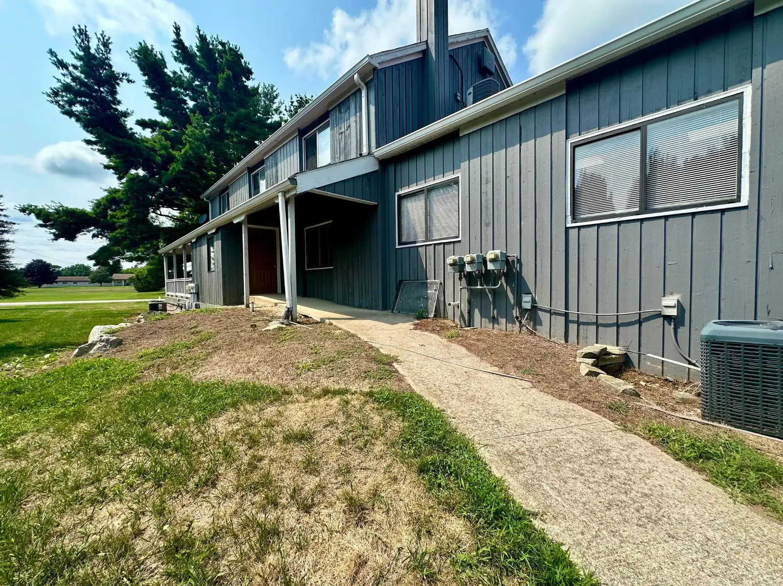 2881 W Bennington Rd image 3