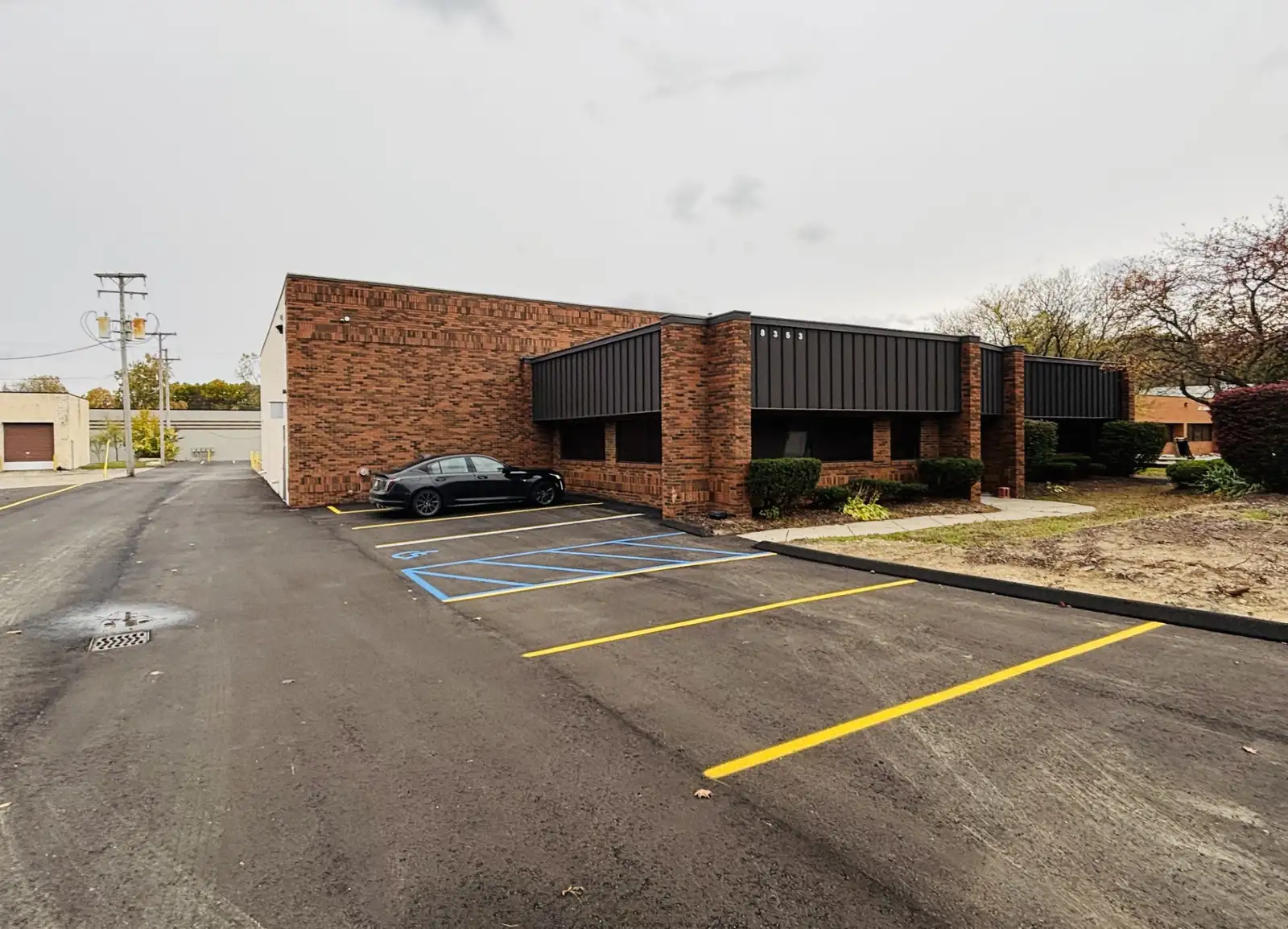 38353 Abruzzi Dr, Westland, MI 48185