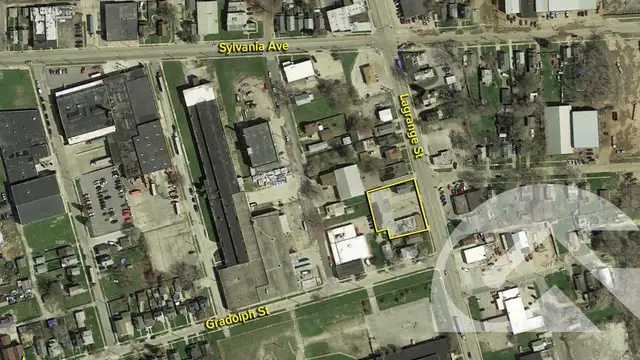 3911 Lagrange Street thumbnail 3