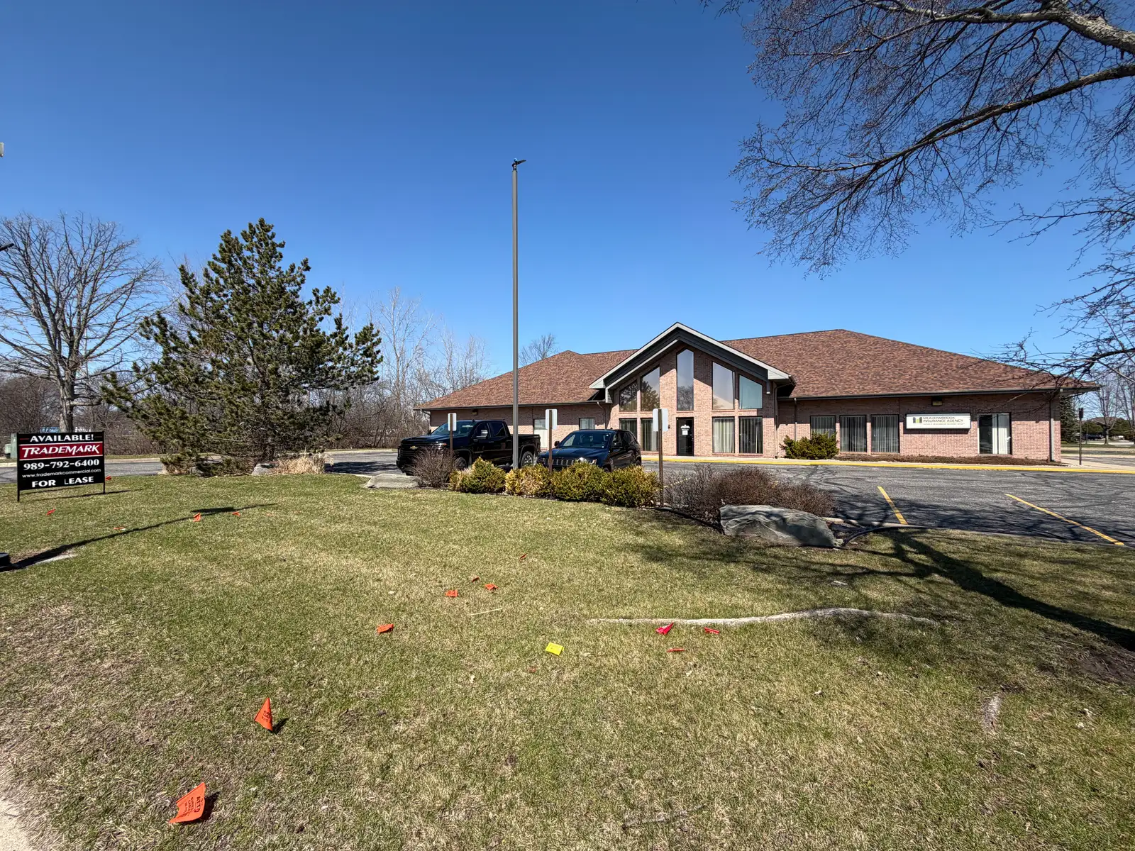 Professional Office Space Kochville Township CALL TRADEMARK COMMERCIAL GROUP AT 989-792-6400 image 49