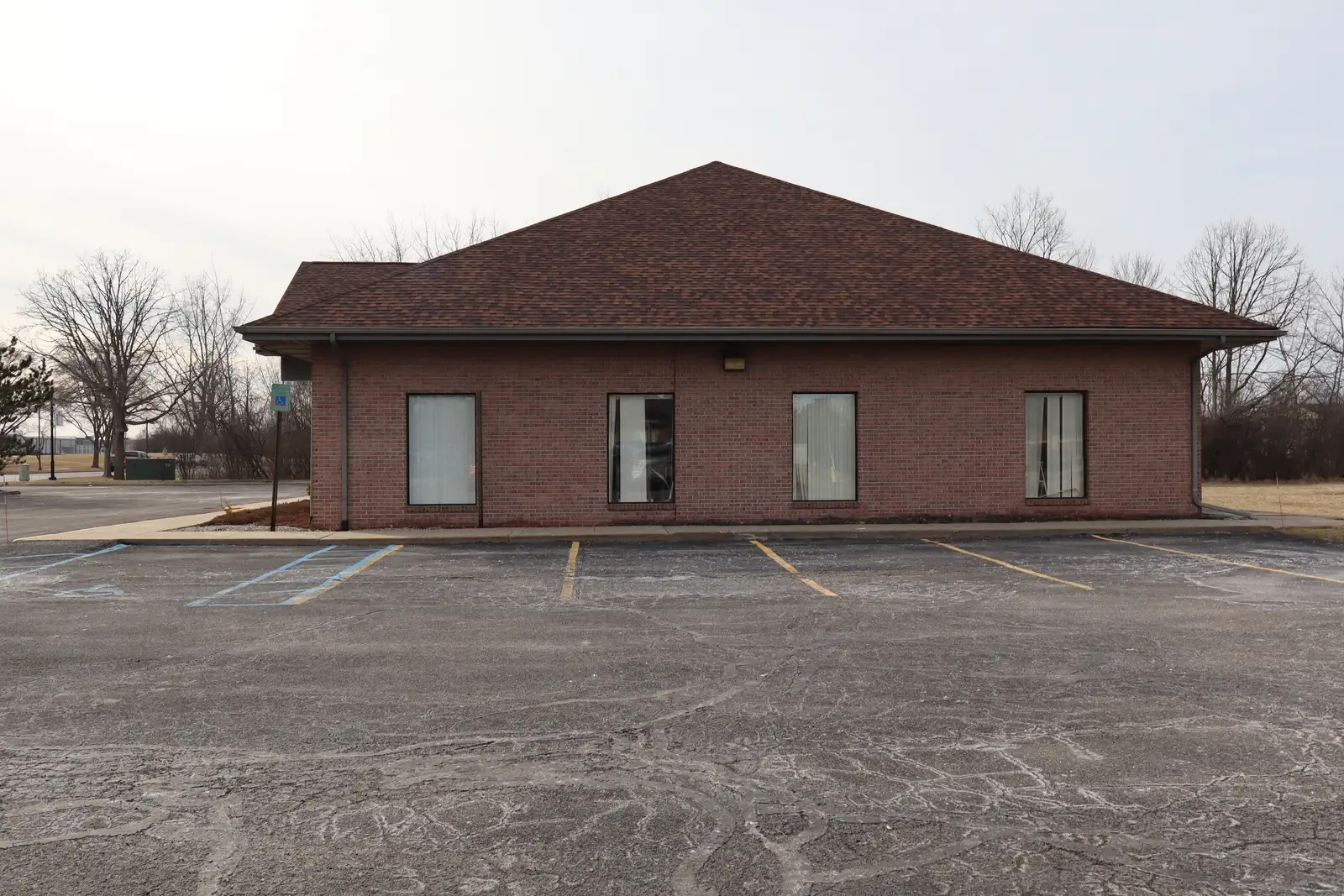 Professional Office Space Kochville Township CALL TRADEMARK COMMERCIAL GROUP AT 989-792-6400 image 52