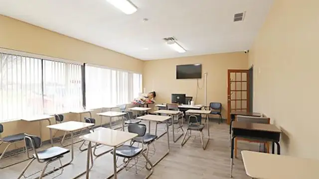 View image 7