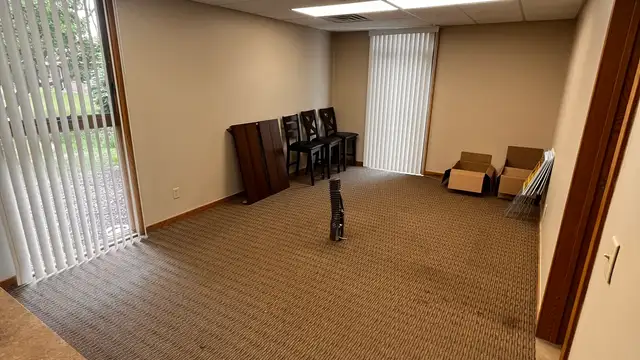 Great Updated Office Space at Jolly/Okemos Intersection thumbnail 5