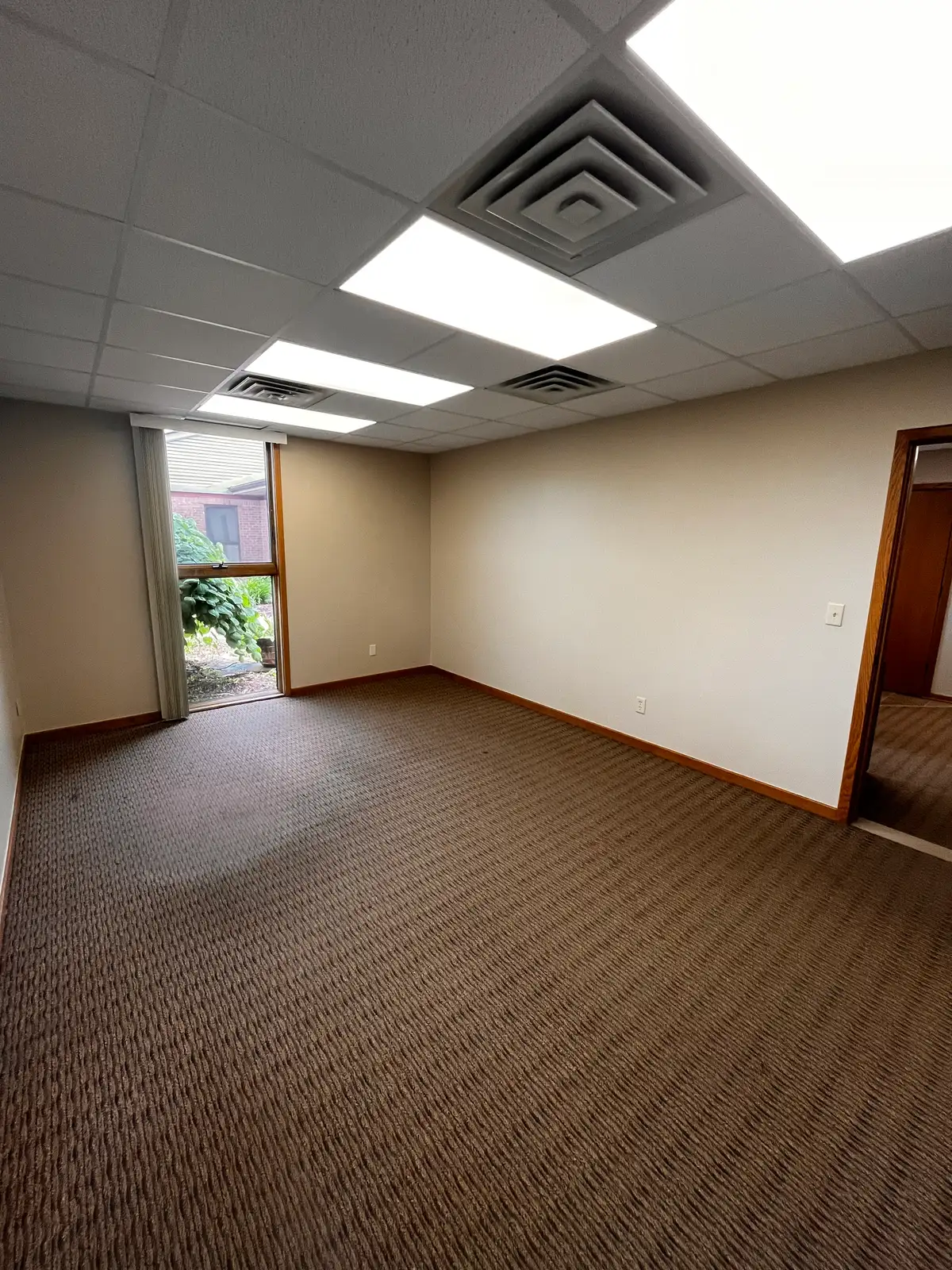 Great Updated Office Space at Jolly/Okemos Intersection image 11