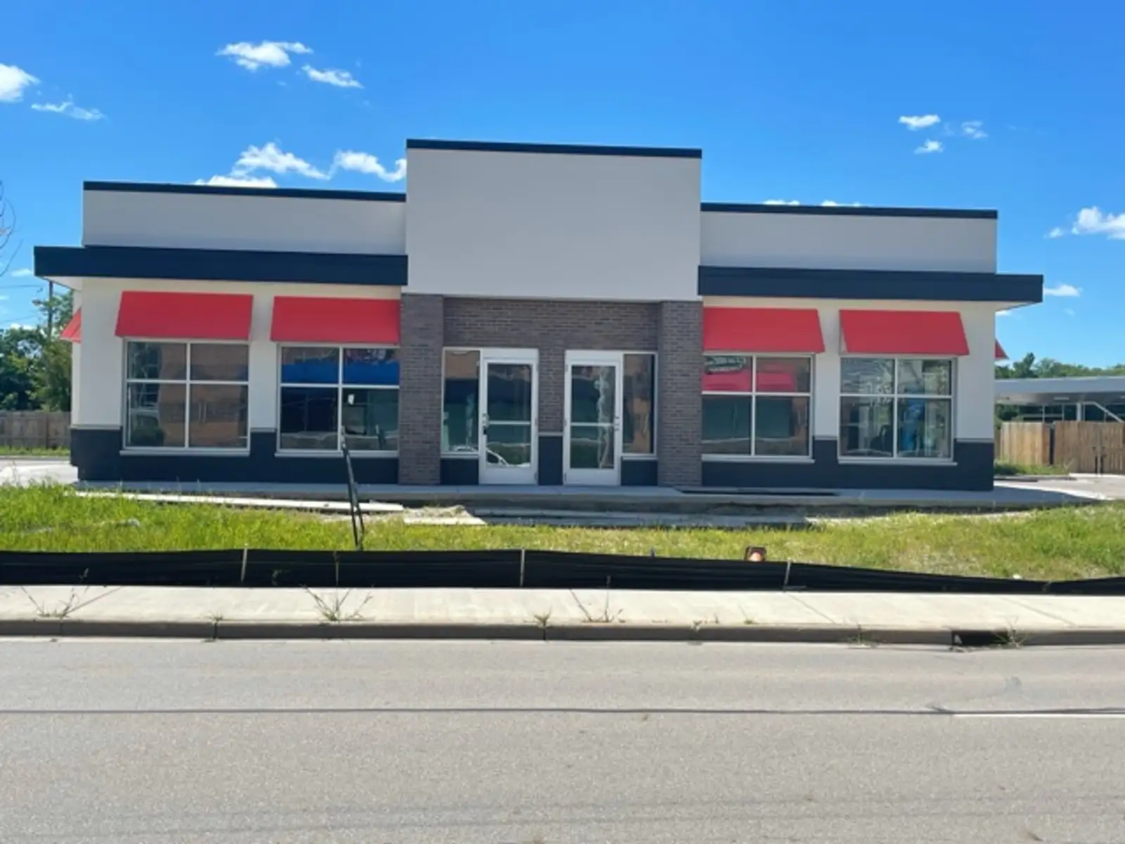 947 Trowbridge Rd, East Lansing, MI 48823