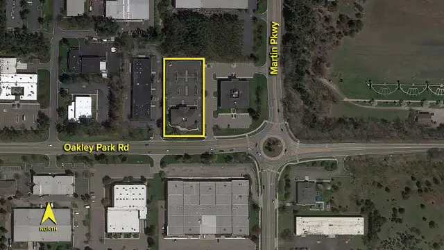 2625 E. Oakley Park Road thumbnail 2