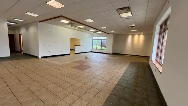 SUITE 1: FORMER SUBWAY SPACE FOR LEASE!! thumbnail 5