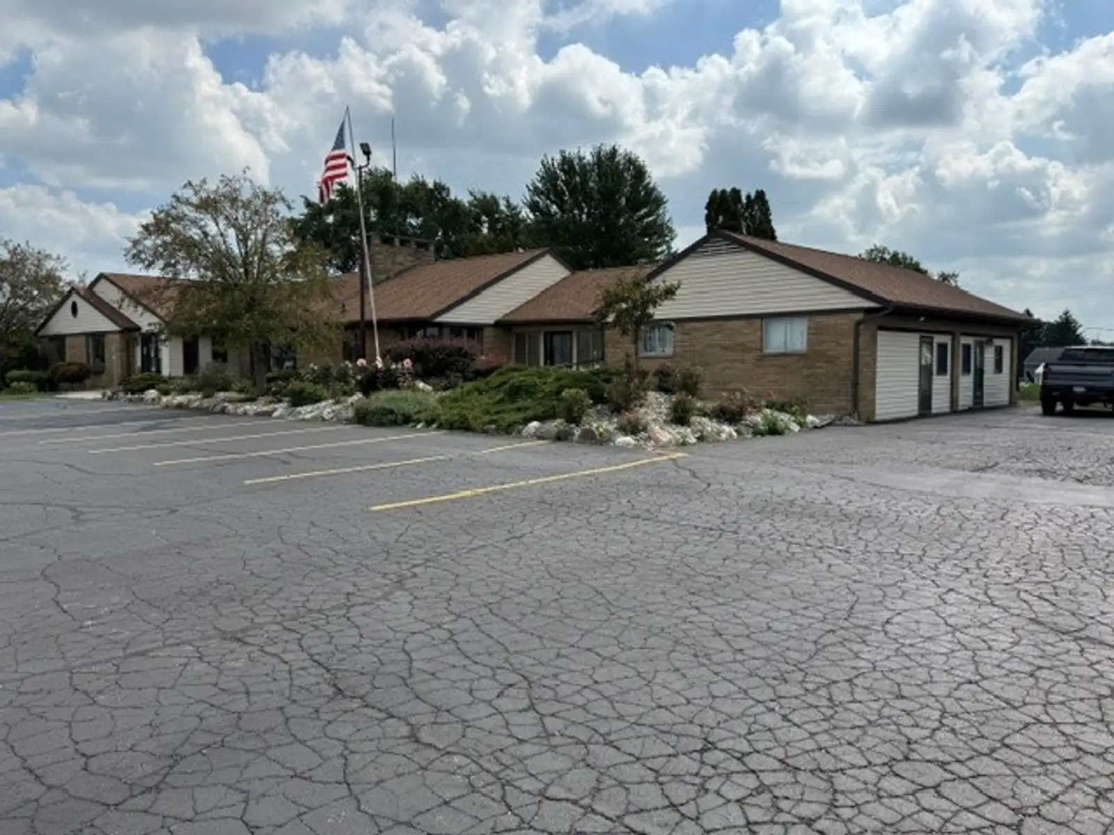 2060 E Remus Rd image 3