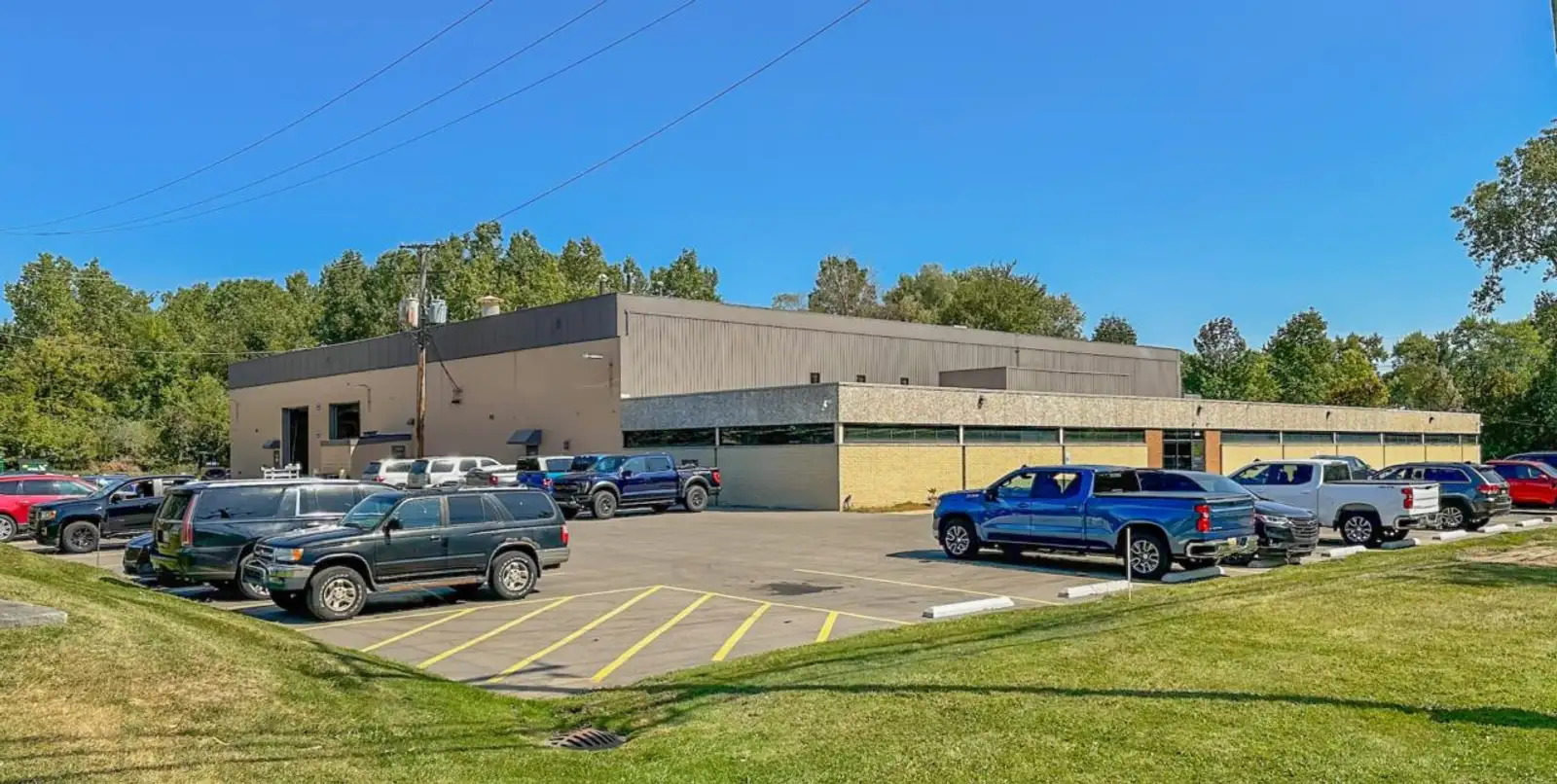 42300 W 9 Mile Rd