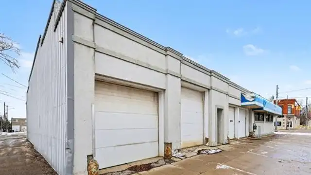 View image 15