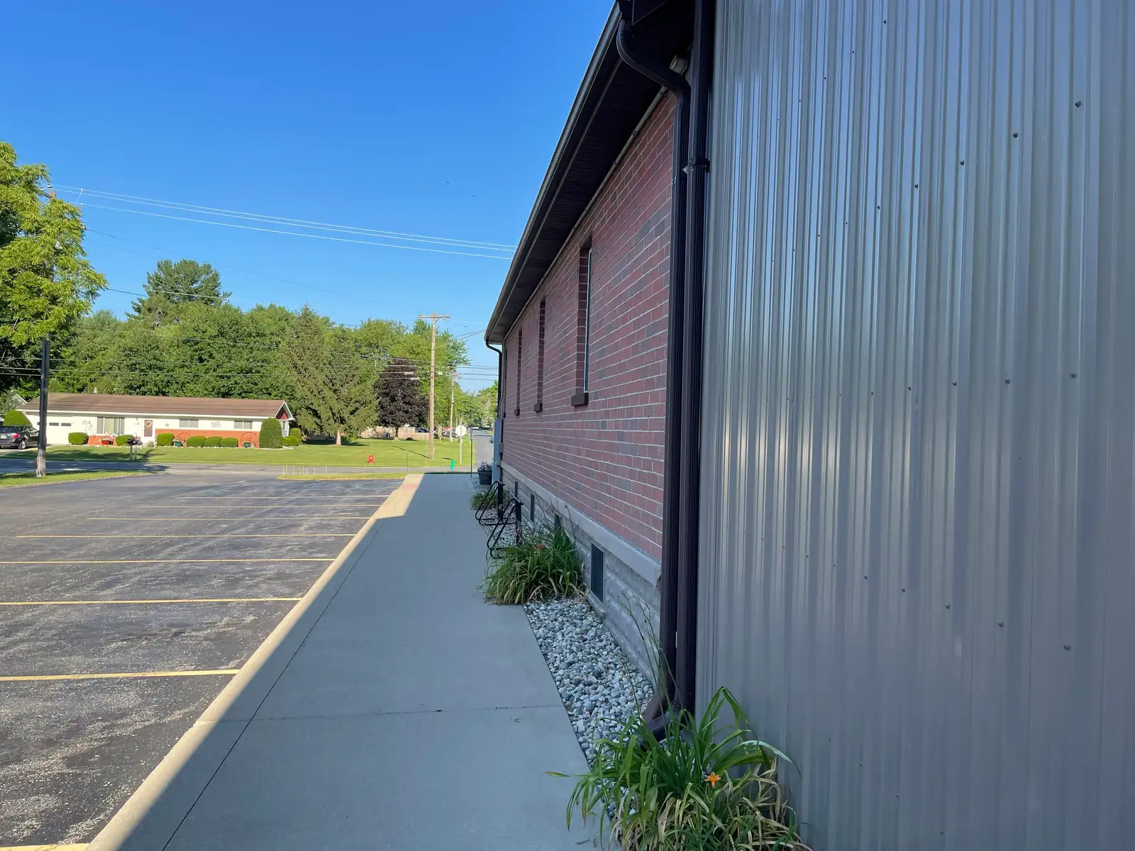 1215 S. River image 16