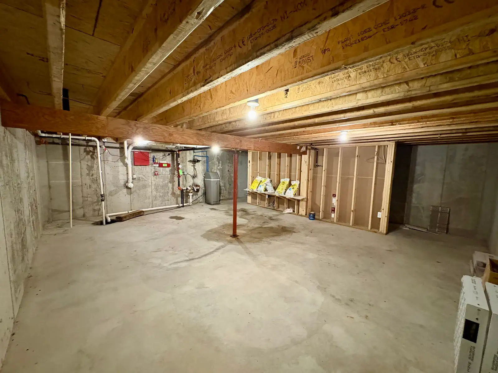 410 N St Joseph St image 13