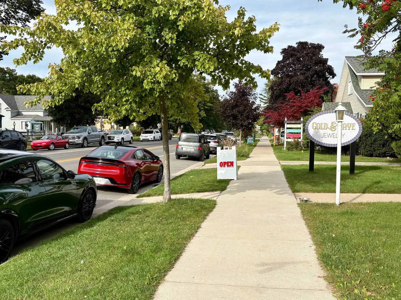 410 N St Joseph St image 5