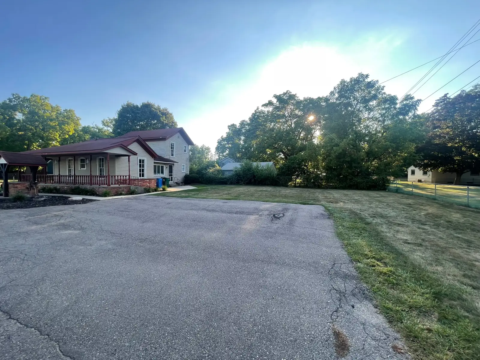 620 W Commerce Rd image 2