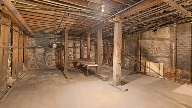 View image 20