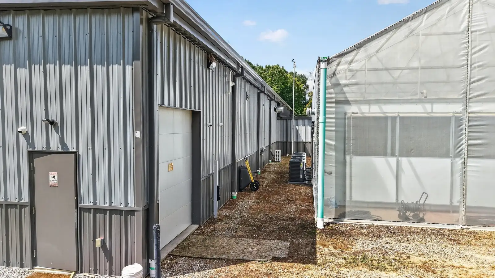 Jackson - Operating Indoor/Greenhouse Cultivation Facility image 5