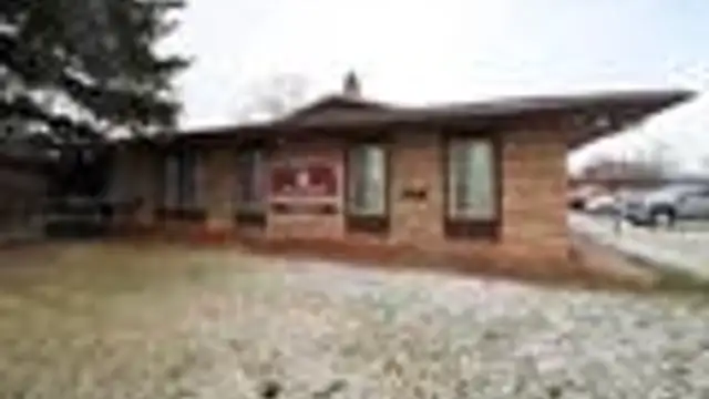 Medical Office thumbnail 3