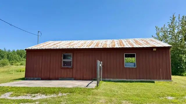 2879 Ashmun St thumbnail 5