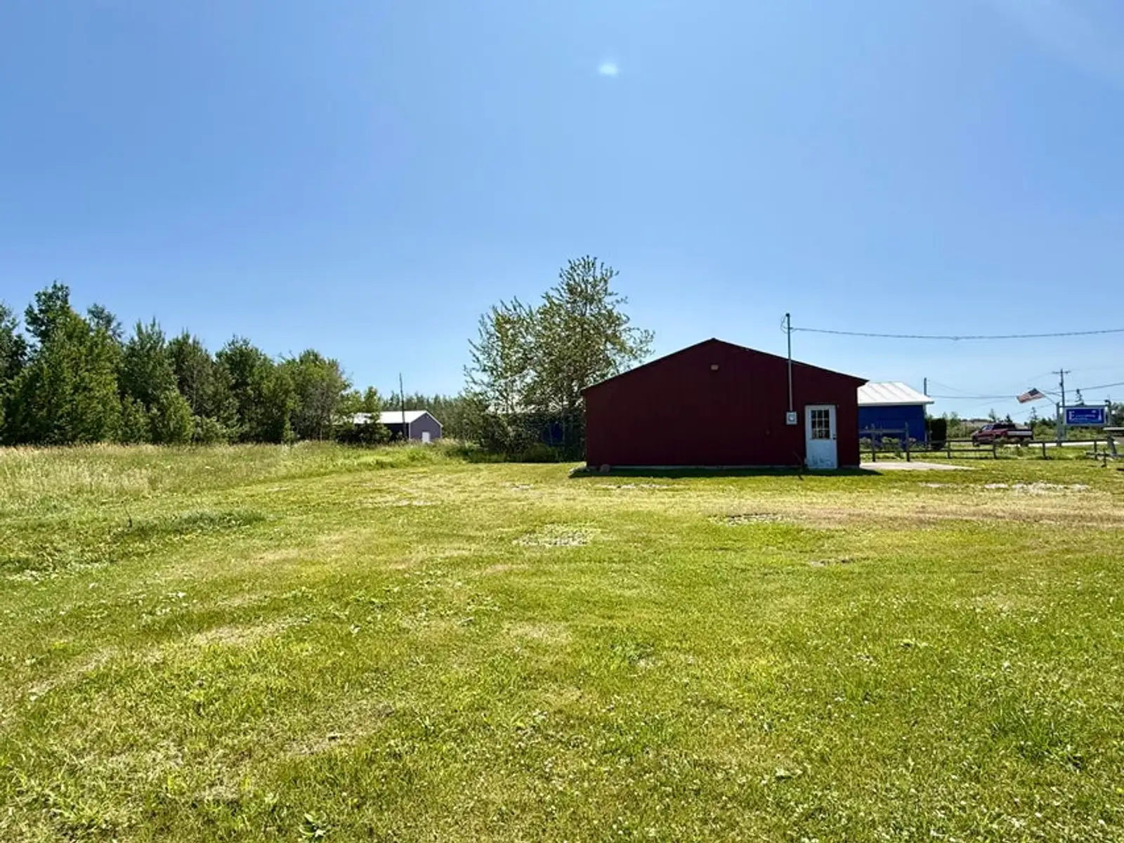 2879 Ashmun St image 3