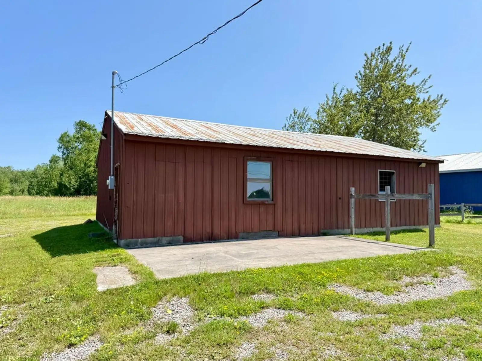 2879 Ashmun St image 7