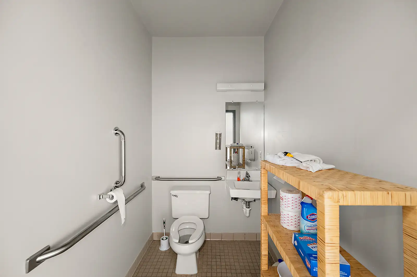 22108 Harper Ave image 8