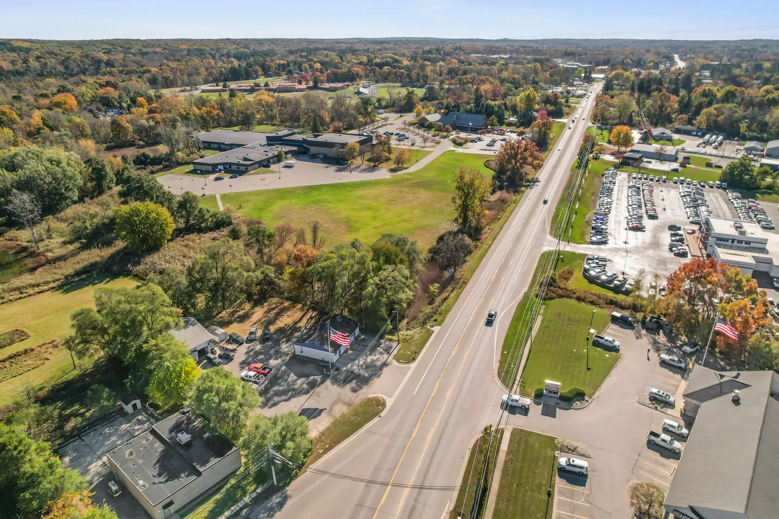 105 S Ortonville Rd image 38