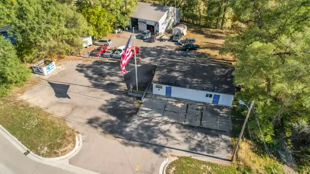 105 S Ortonville Rd thumbnail 1