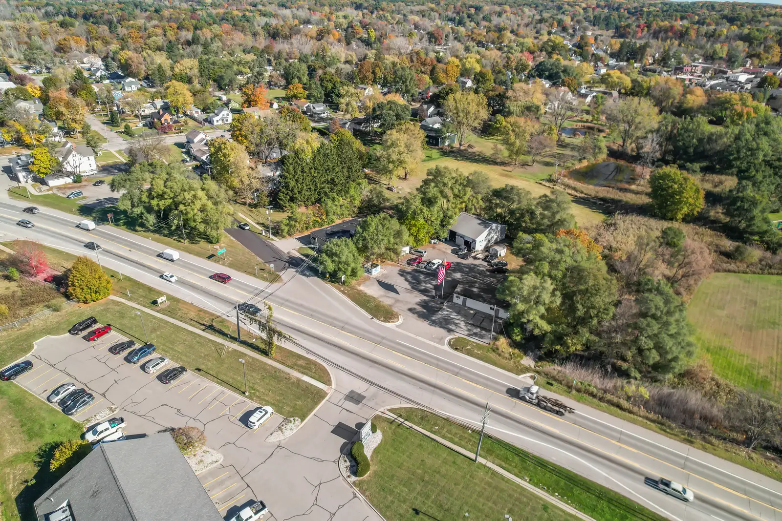 105 S Ortonville Rd image 37