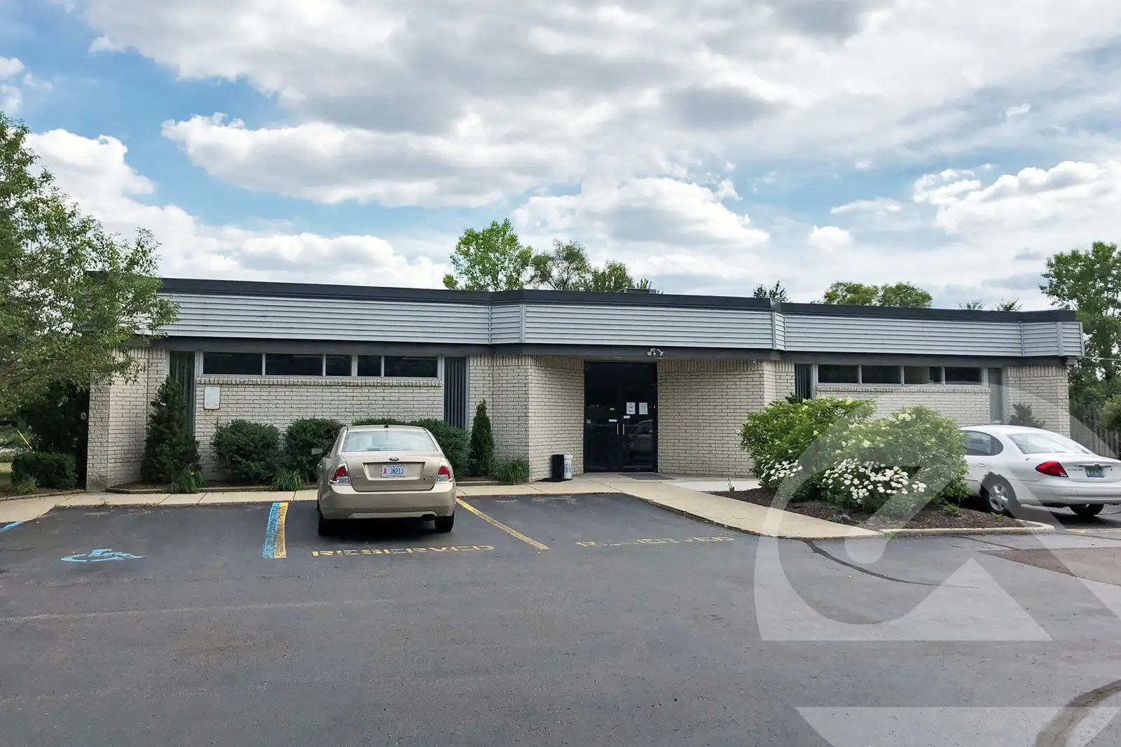 1155 Welch Rd