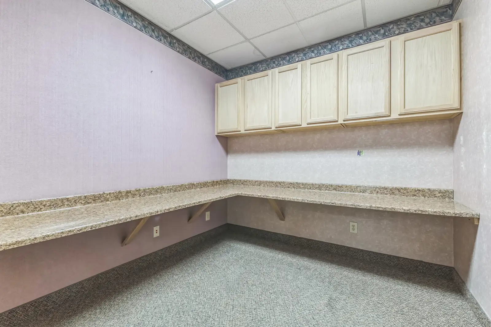 2845 Capital Ave NE image 16