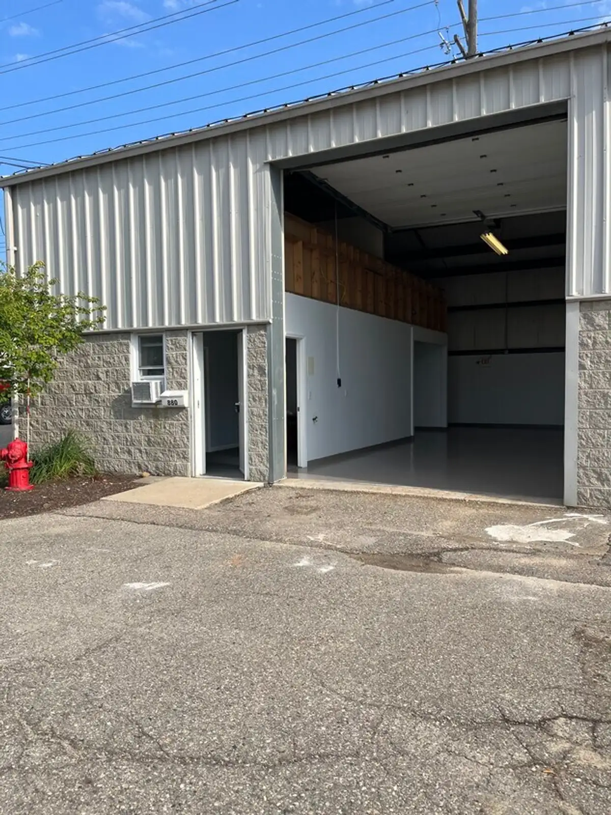 850-890 York St image 4