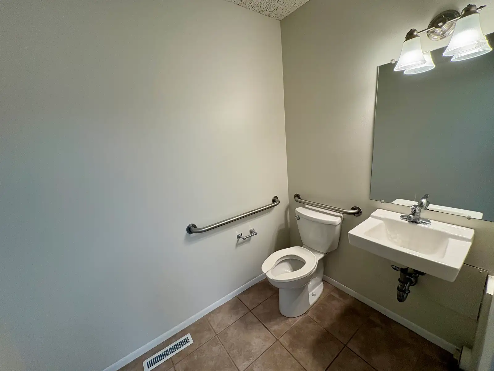 808 S Garfield Ave, Ste A image 13