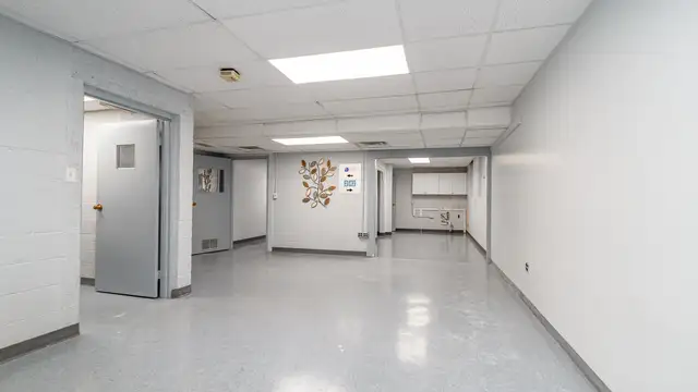 View image 11