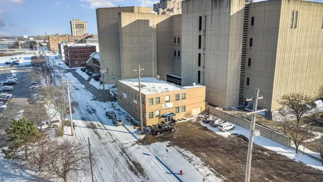 View image 50
