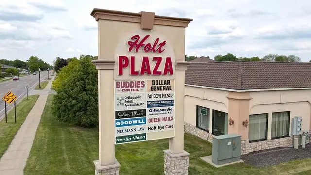 Holt Plaza (2040 N Aurelius) thumbnail 4