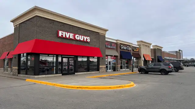 1370 W Main St thumbnail 3