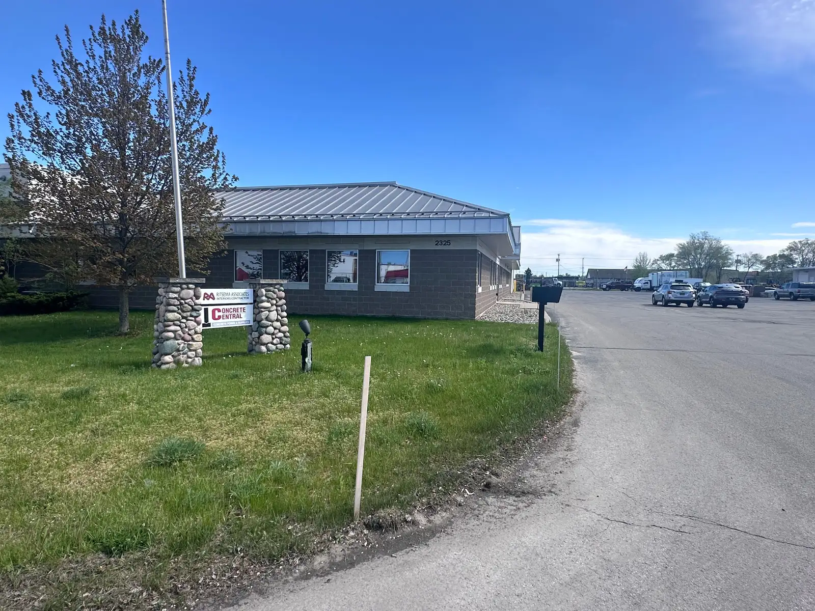 2325 Sybrandt Rd image 4
