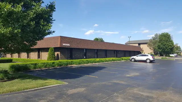 45200 Sterritt St thumbnail 3