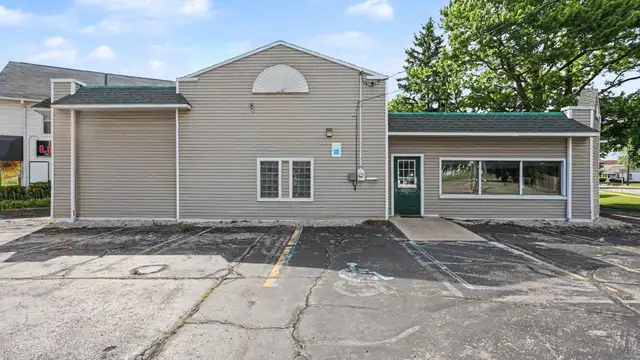 2019 Columbus Ave thumbnail 2