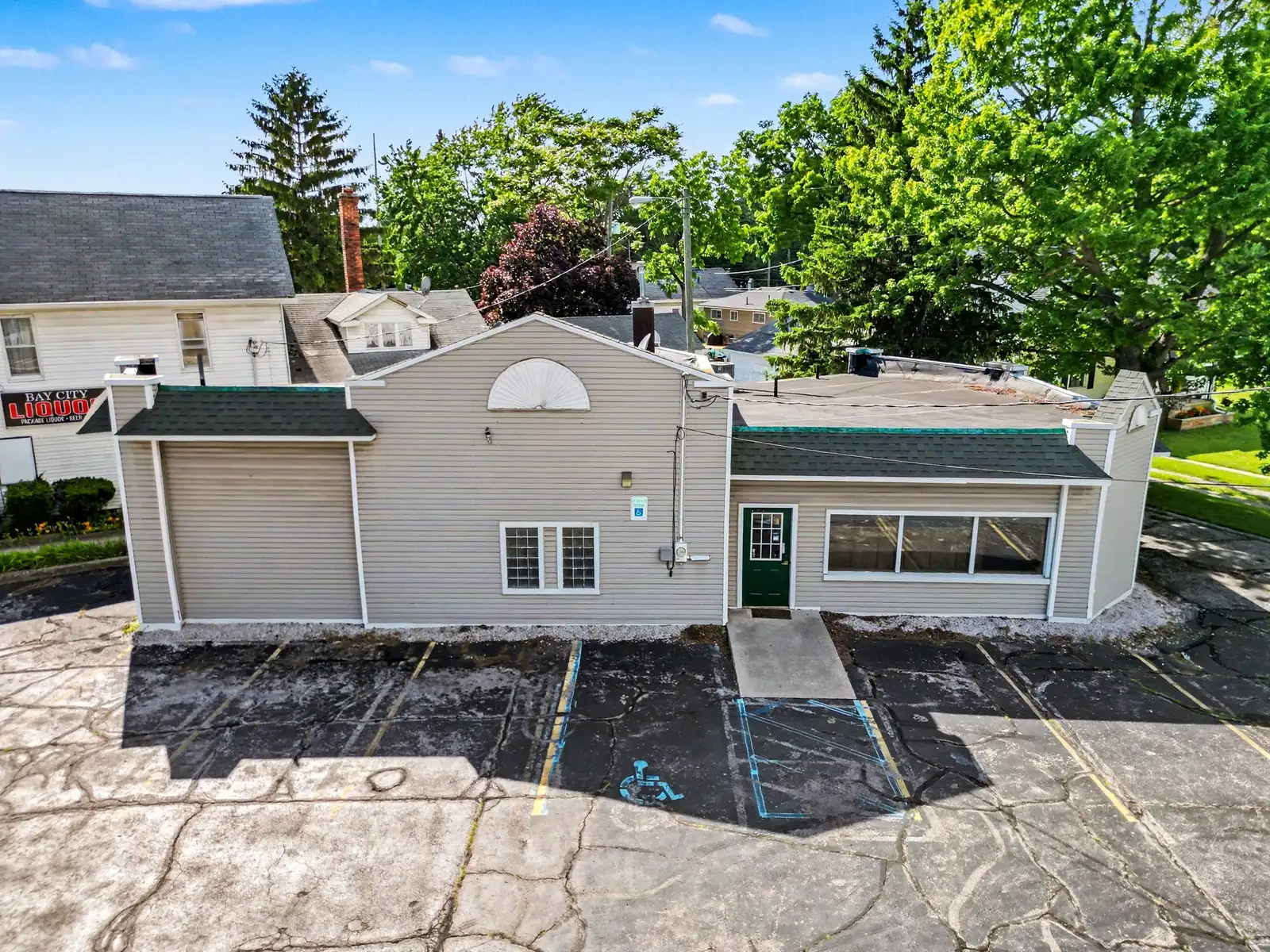 2019 Columbus Ave image 19