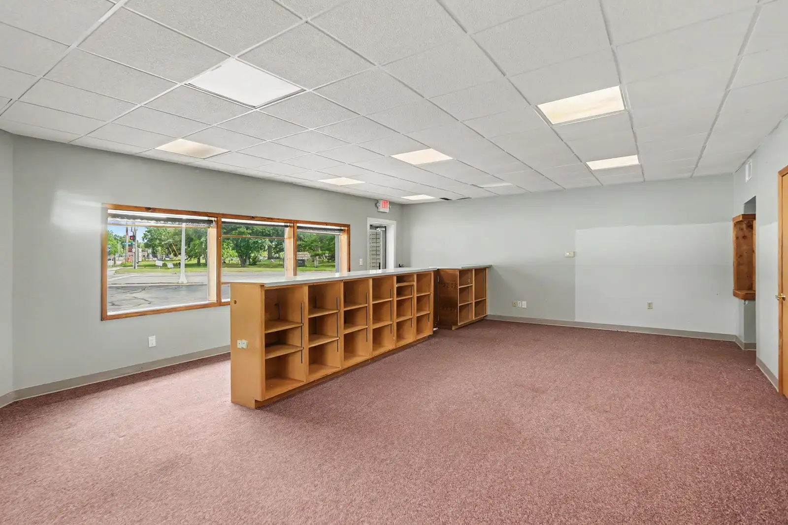 2019 Columbus Ave image 6